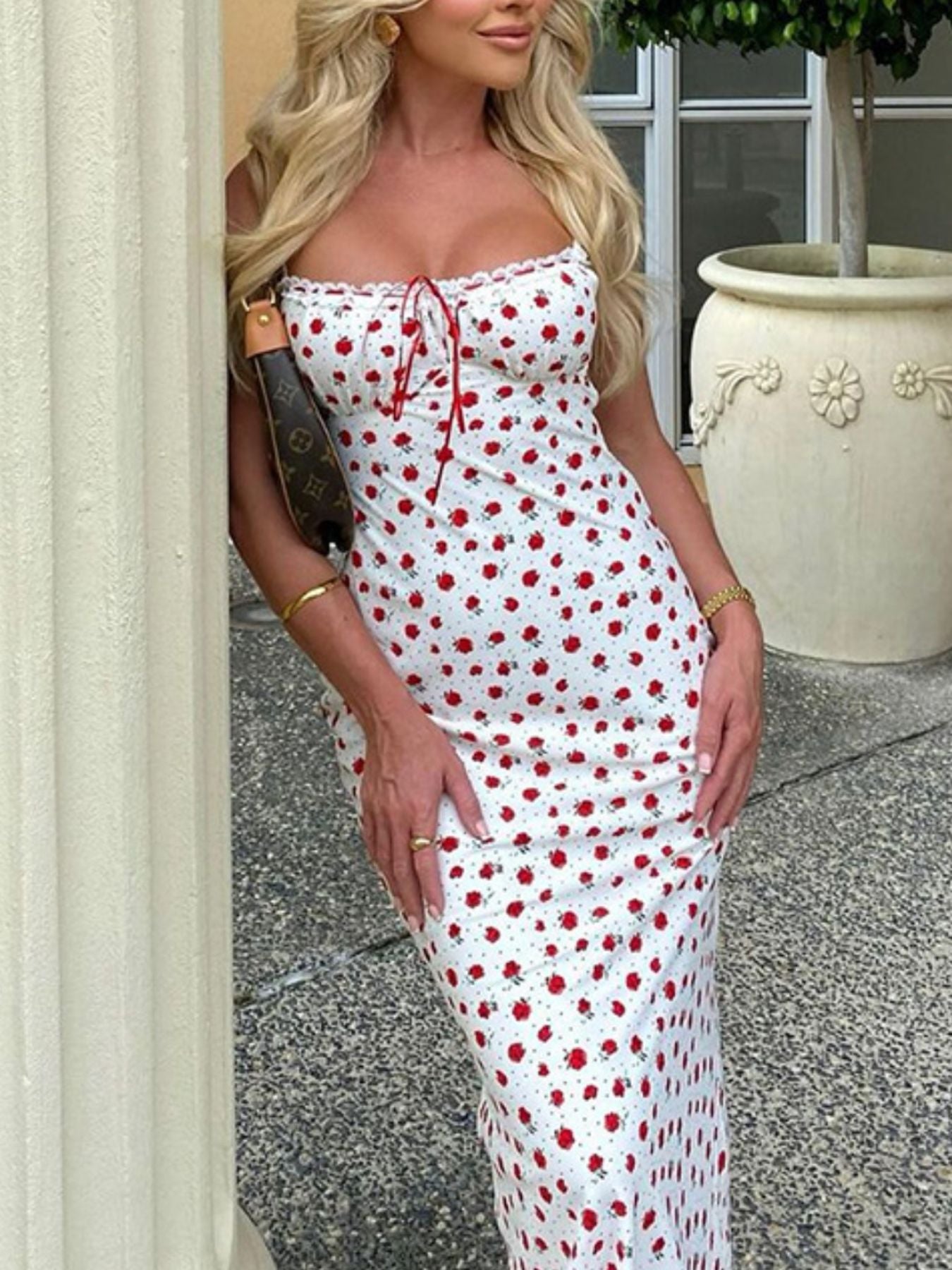 b7de2bfb-52f2-4c7d-b89d-e3d9a49e9659-Max